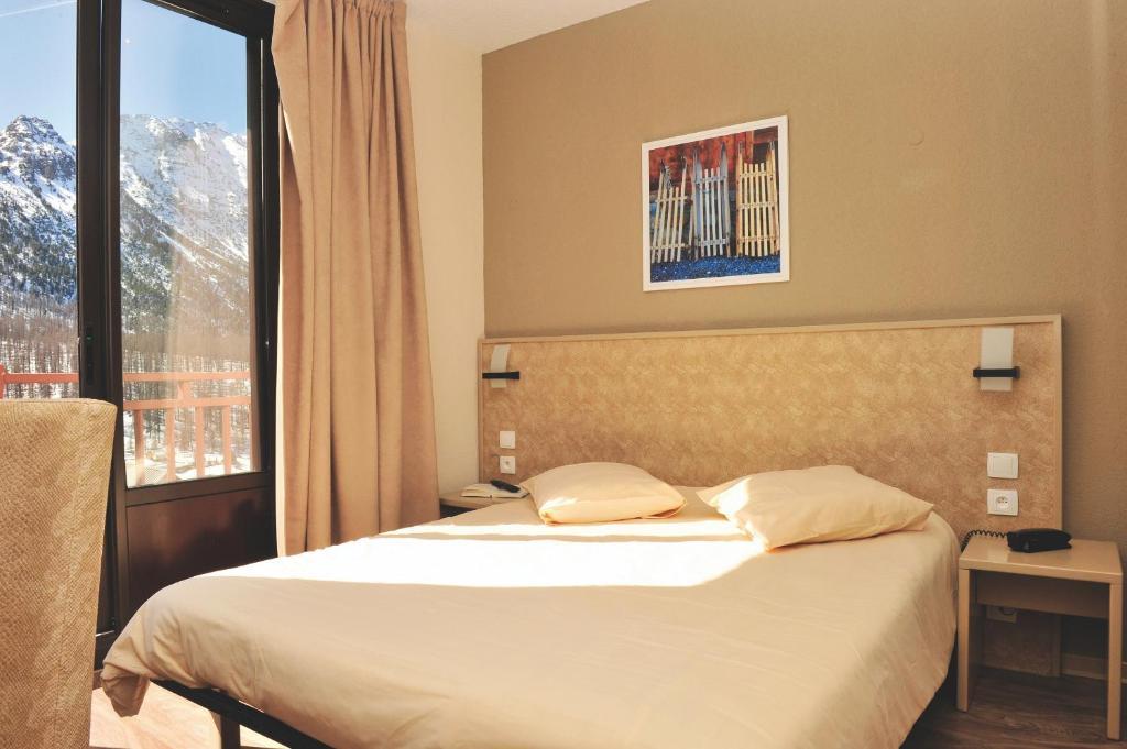 Vtf Le Grand Hotel Montgenèvre Habitación foto